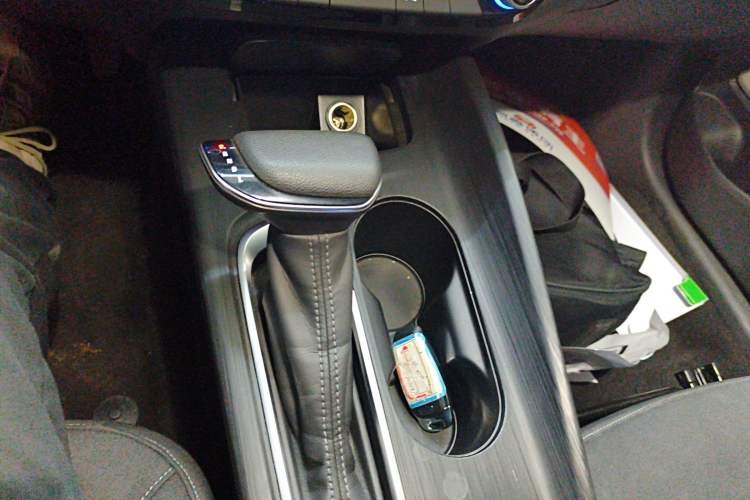 Used Buick Velite 6 2022 Plug-in Hybrid Connected Fashion Model