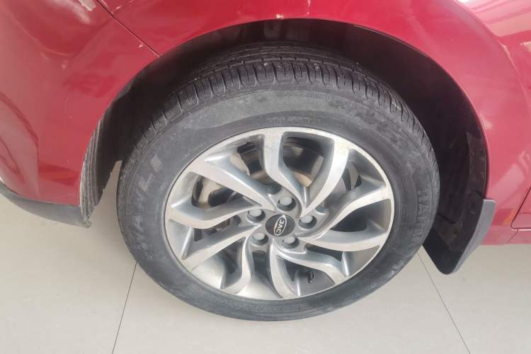 Used  Refine S2 2017 1.5L Manual Luxury Model
