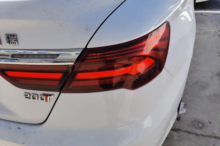 Used Geely Auto Binray 2019 200T Manual Binchi Edition