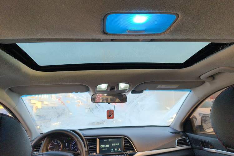 Used Hyundai Elantra 2016 1.6L Automatic ZhiXuan – Elite Version
