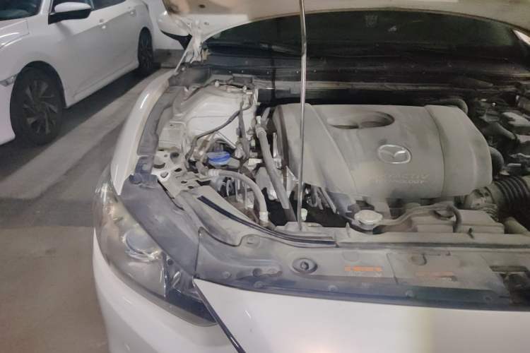 Used Mazda Atenza 2015 2.0L Blue Sky Prestige Edition
