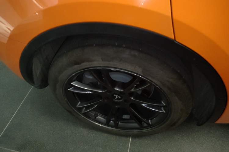 Used Tesla Model Y 2023 Rear-Wheel-Drive Version
