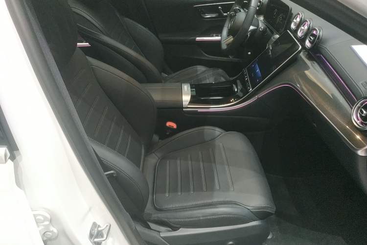 Used Mercedes-Benz C-Class 2024 Second Facelift C 260 L Sport Edition
