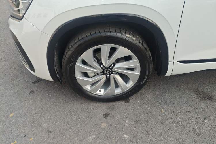 Used Volkswagen Tayron X 2020 330TSI Two-Wheel Drive Luxury Smart Connectivity Version
