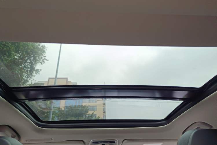 Used Lynk & Co 02 2019 1.5T DCT Two-Wheel Drive Pro Edition China VI Standard
