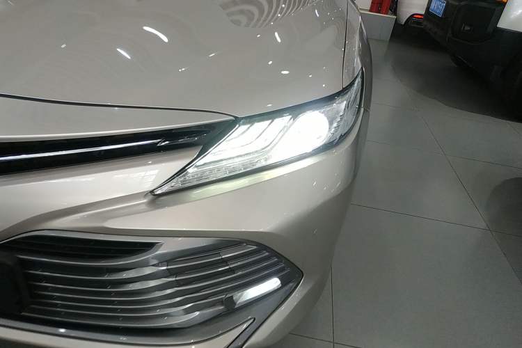 Used Toyota Camry 2019 Revised Version 2.0G Luxury Edition