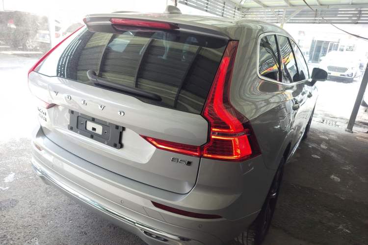 Used Volvo XC60 2022 B5 4x4 Zhiyi Luxury Edition