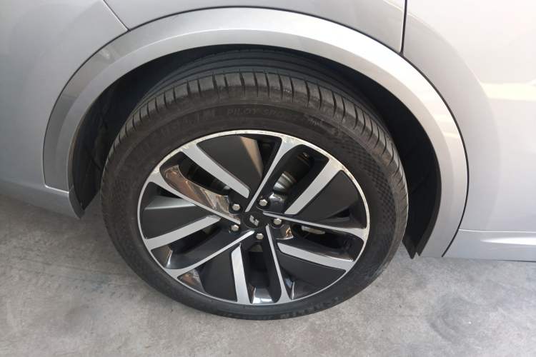 Used Li Auto L9 2022 Max model
