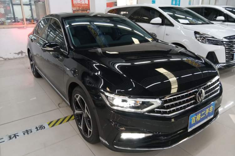 Used Volkswagen Magotan 2023 2 Million Units Commemorative Edition 330TSI DSG Luxury Version