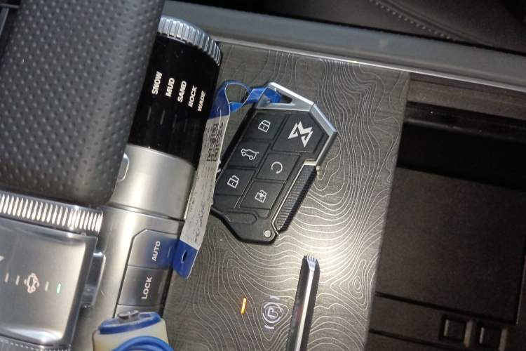 Used  917 2023 Range-Extended Base Model
