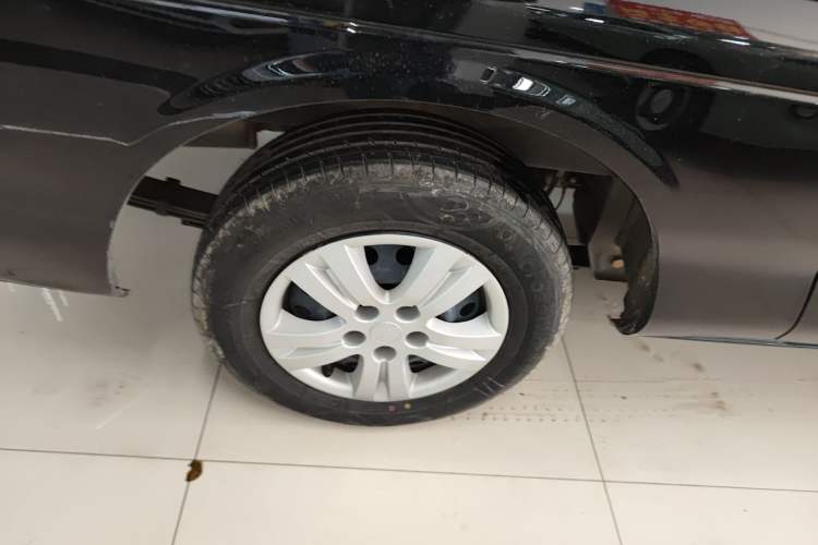 Used FORTHING Lingzhi 2025 M5 1.5T Long Wheelbase Base Model 7-Seater
