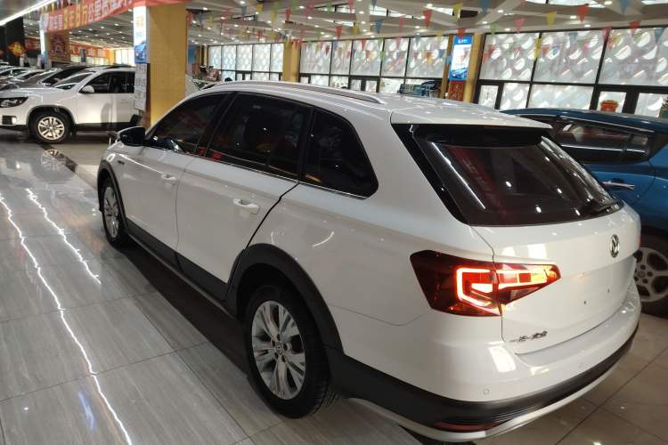 Used Volkswagen C-TREK 2018 1.5L Automatic Comfort Model
