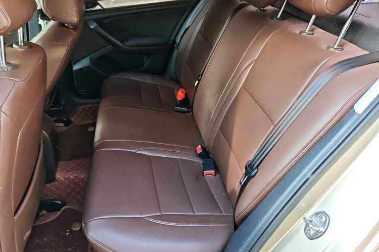 Used Volkswagen Bora 2017 1.6L Automatic Fashion Model