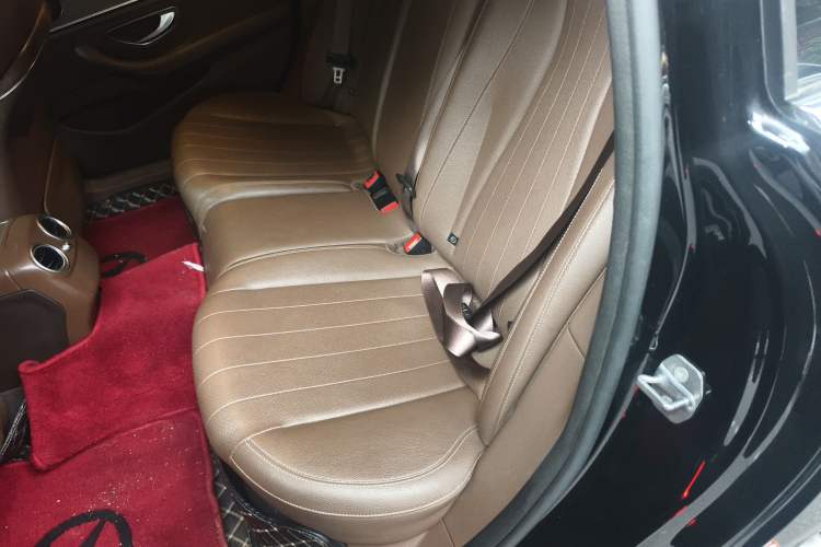 Used Mercedes-Benz E-Class 2019 E 260 L