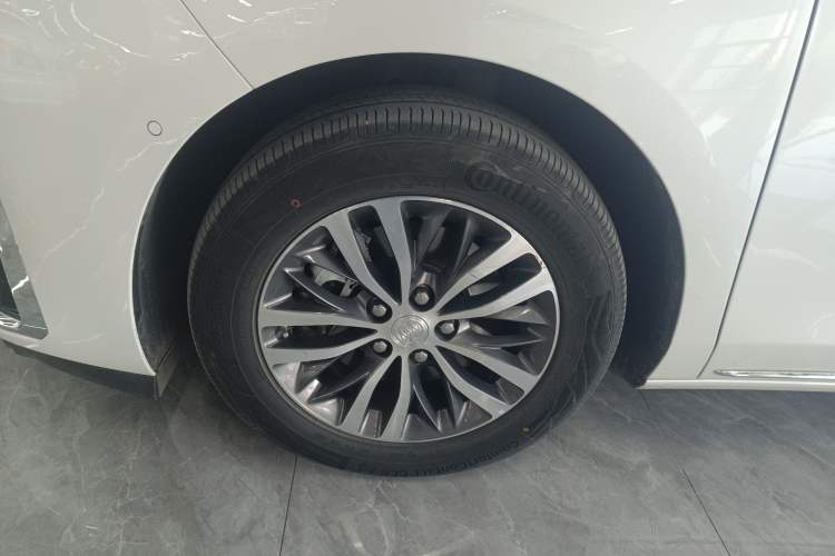 Used Buick GL8 2023 ES Lu Zun Deluxe Model