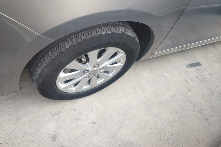 Used Buick GL8 2018 28T Luxury Model China VI Standard