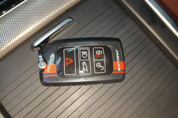 Used Jaguar XEL 2024 2.0T 250 PS R-DYNAMIC S Advanced Sport Edition