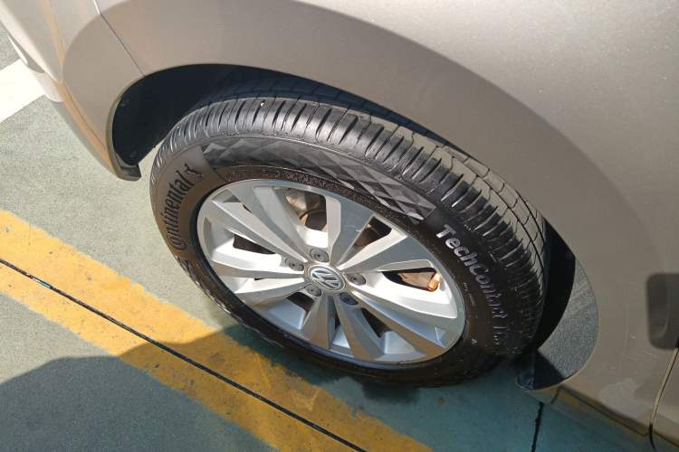 Used Volkswagen Golf Sportsvan 2018 230TSI Automatic Trend Edition
