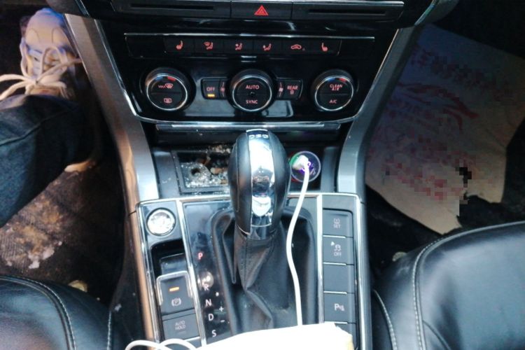 Used Volkswagen Passat 2017 330TSI DSG Luxury Edition
