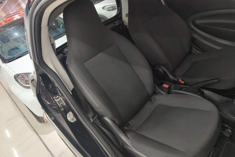 Used  fortwo 2015 1.0L 52 kW hardtop Dynamic version