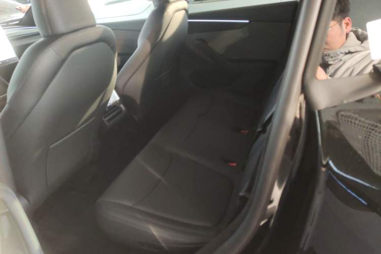 Used Tesla Model Y 2026 Rear-Drive Model