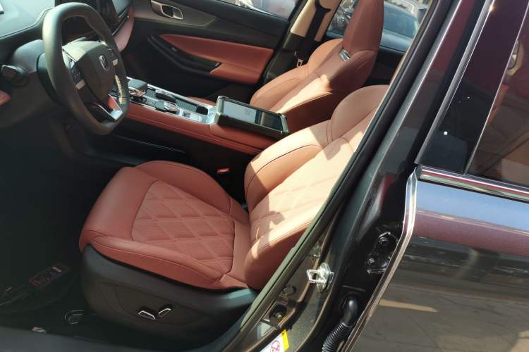 Used Changan CS55PLUS 2024 3rd Generation 1.5T DCT Prestige Model
