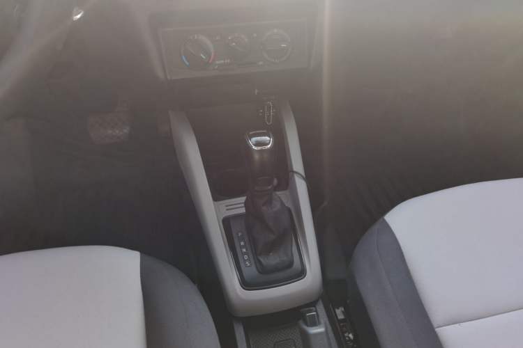 Used Skoda Fabia 2017 1.4L Automatic Car Enjoy Edition