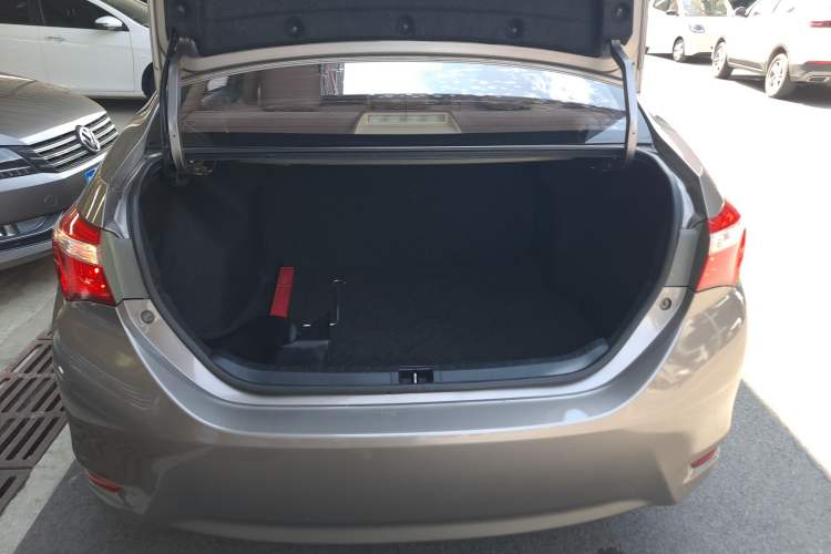 Used Toyota Corolla 2017 1.6L CVT GL
