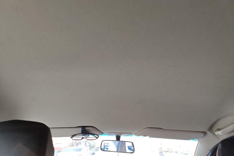 Used Baojun 310W 2017 1.5L Manual Fashion Model China V
