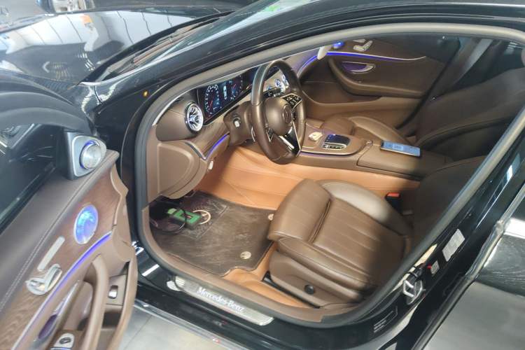 Used Mercedes-Benz E-Class 2022 Second Facelift E 300 L Luxury Edition