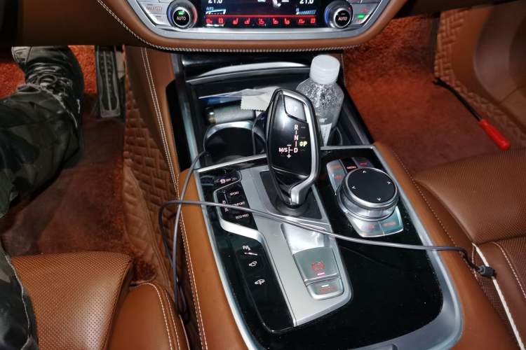 Used BMW 7 Series 2018 740Li xDrive Luxury Edition M Sport Package
