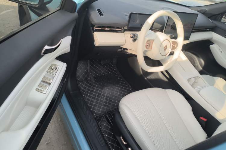 Used Baojun Yunhai 2024 600km Pure Electric Version
