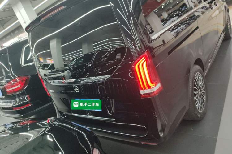 Used Mercedes-Benz V-Class 2018 V 260 Prestige Edition China VI
