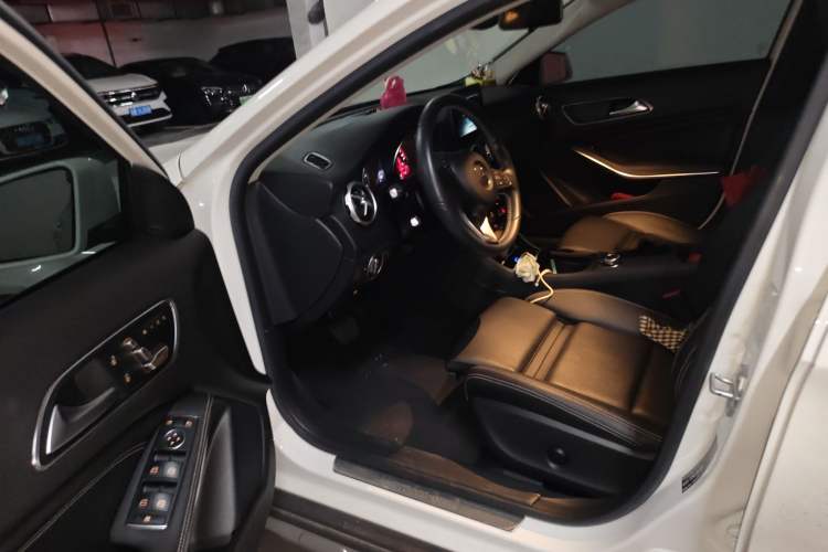 Used Mercedes-Benz GLA 2017 GLA 200 Sport Edition
