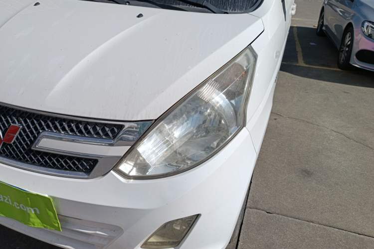 Used Wuling Rongguang V 2016 1.5L Standard Version
