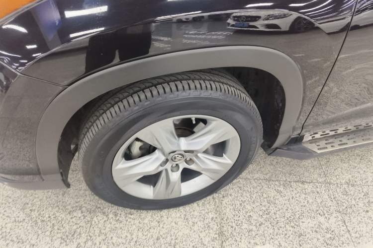 Used Toyota Highlander 2017 2.0T Four-Wheel Drive Luxury Edition 7 Seats