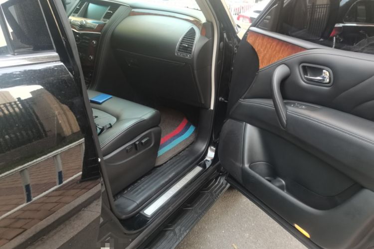 Used Infiniti QX80 2016 5.6L 4WD
