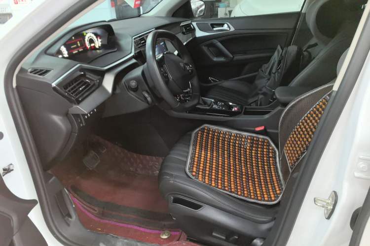 Used Peugeot 408 2022 1.6T Light-Chasing Edition
