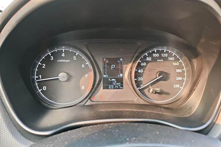 Used Hyundai Verna 2017 1.4L Automatic YueXiang Edition China V-standard