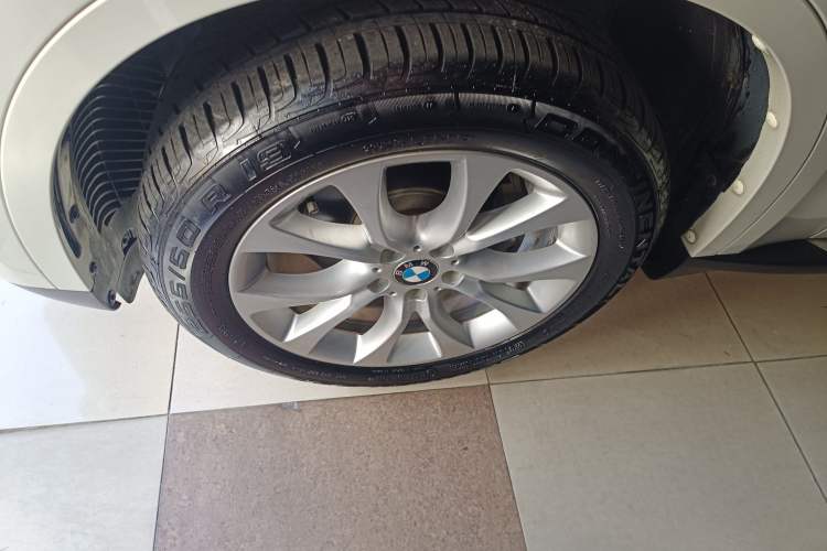 Used BMW X5 2017 xDrive28i
