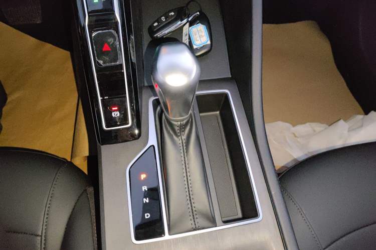 Used Roewe i5 2023 1.5L CVT Luxury Edition