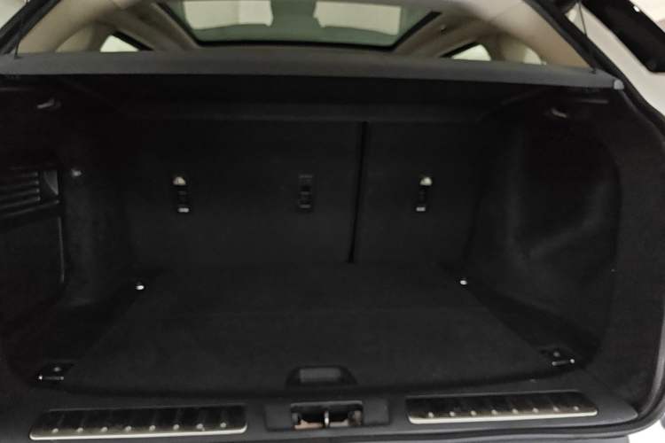 Used Land Rover Range Rover Evoque 2016 2.0T SE Smart Glow Edition
