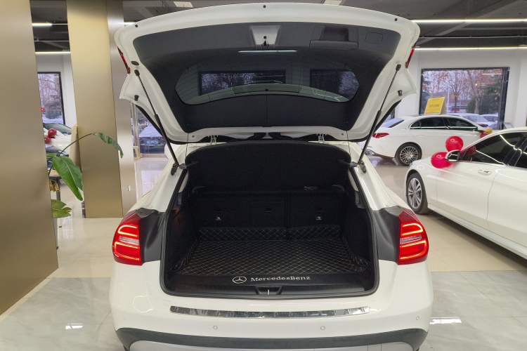 Used Mercedes-Benz GLA 2016 GLA 200 Fashion Model
