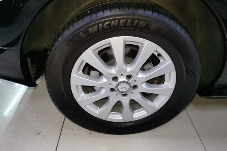 Used Mercedes-Benz R-Class 2017 R 320 4MATIC Business Edition Prestige Model