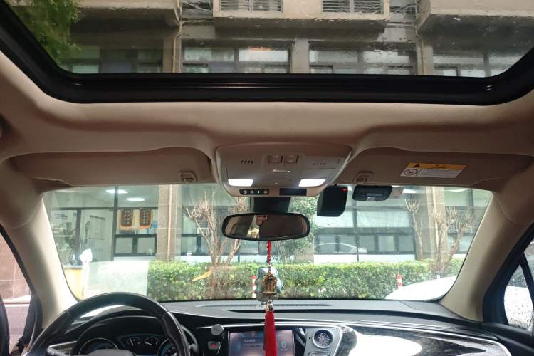 Used Buick Envision 2014 28T Four-Wheel Drive Luxury Model
