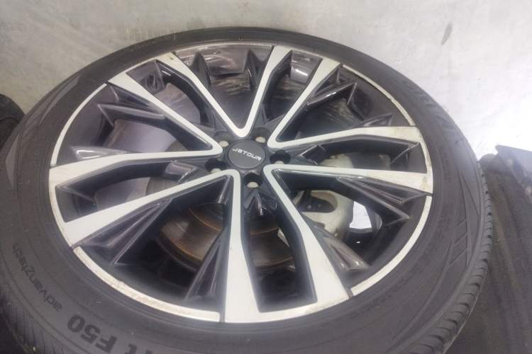 Used JETOUR X70 PLUS 2023 1.6T DCT Stronger PRO 5-Seater