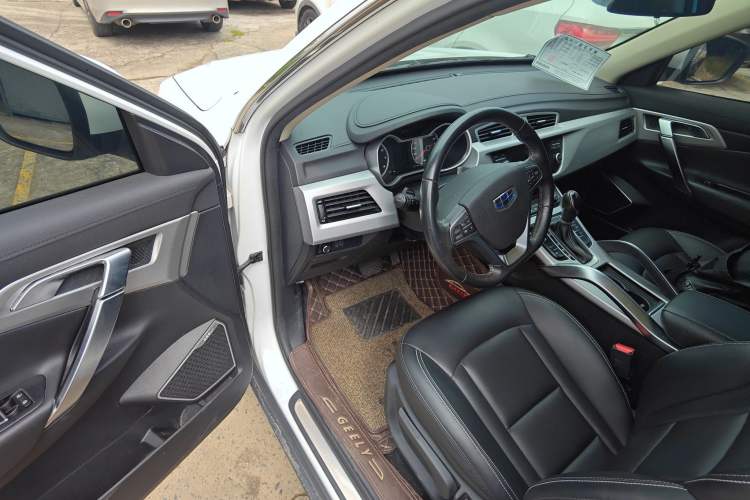 Used Geely Auto Emgrand X7 Sport 2016 1.8TD Automatic ZhiShang Model
