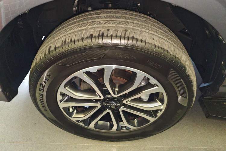 Used Haval H5 2023 2.0T Automatic All-Wheel Drive LinkedIn Gasoline
