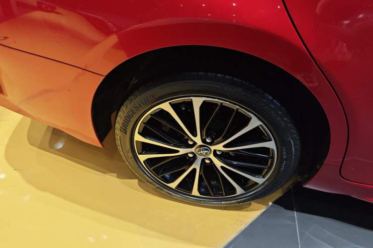 Used Toyota Camry 2018 2.0S FENGSHANG Edition
