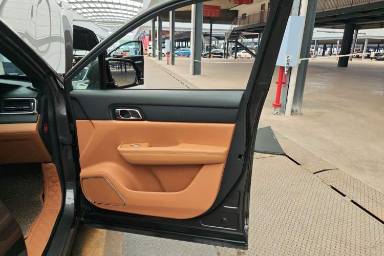 Used Li Auto ONE 2021 Extended-Range 6-Seater Version
